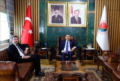 Rektörümüz Prof. Dr. Alkış’tan Vali Cevdet Atay ’a “Hayırlı Olsun” Ziyareti