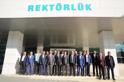 İdil heyeti Rektörümüz Prof. Dr. Alkış'ı ziyaret etti